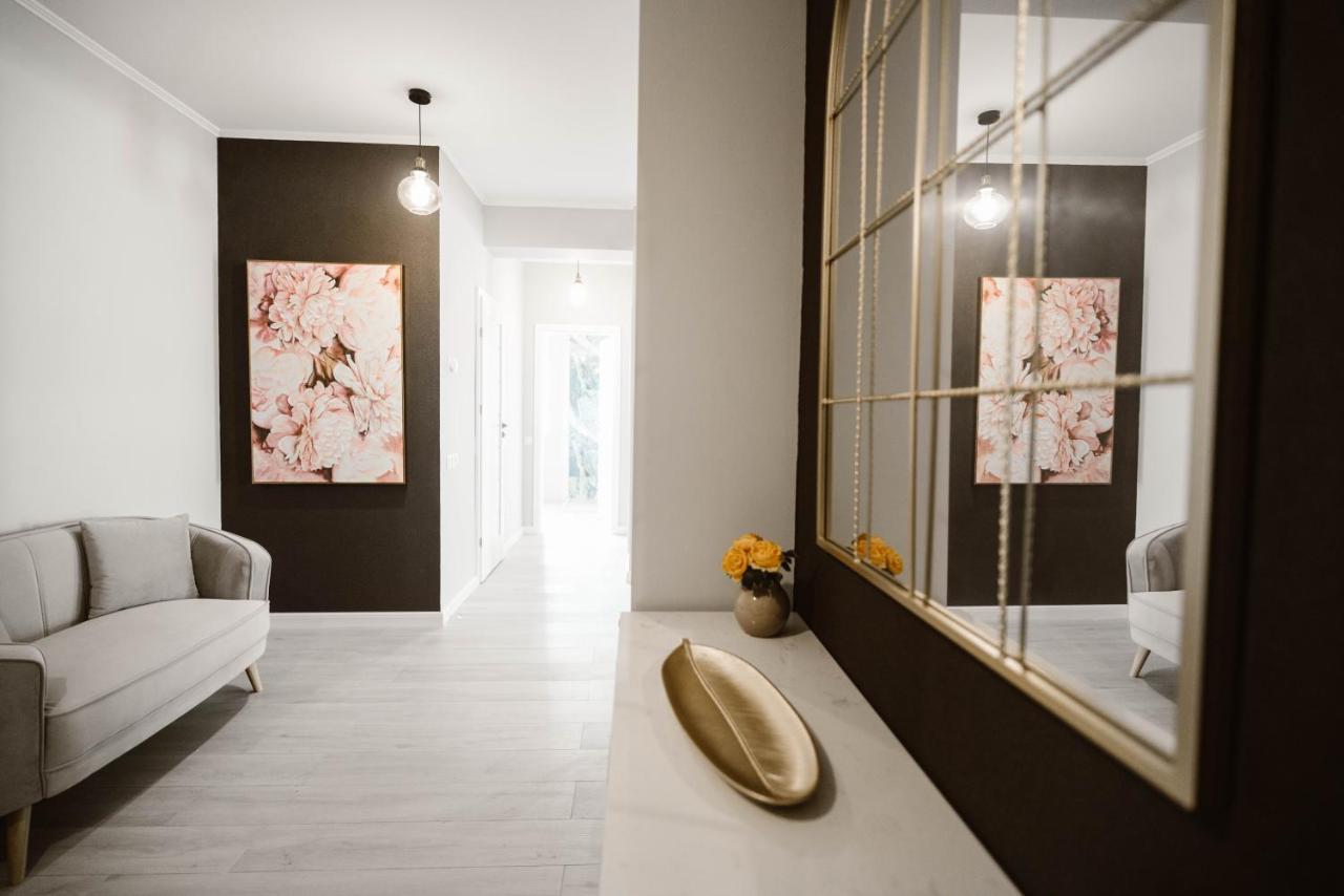 Sibiu Ezonia Central Apartment Εξωτερικό φωτογραφία